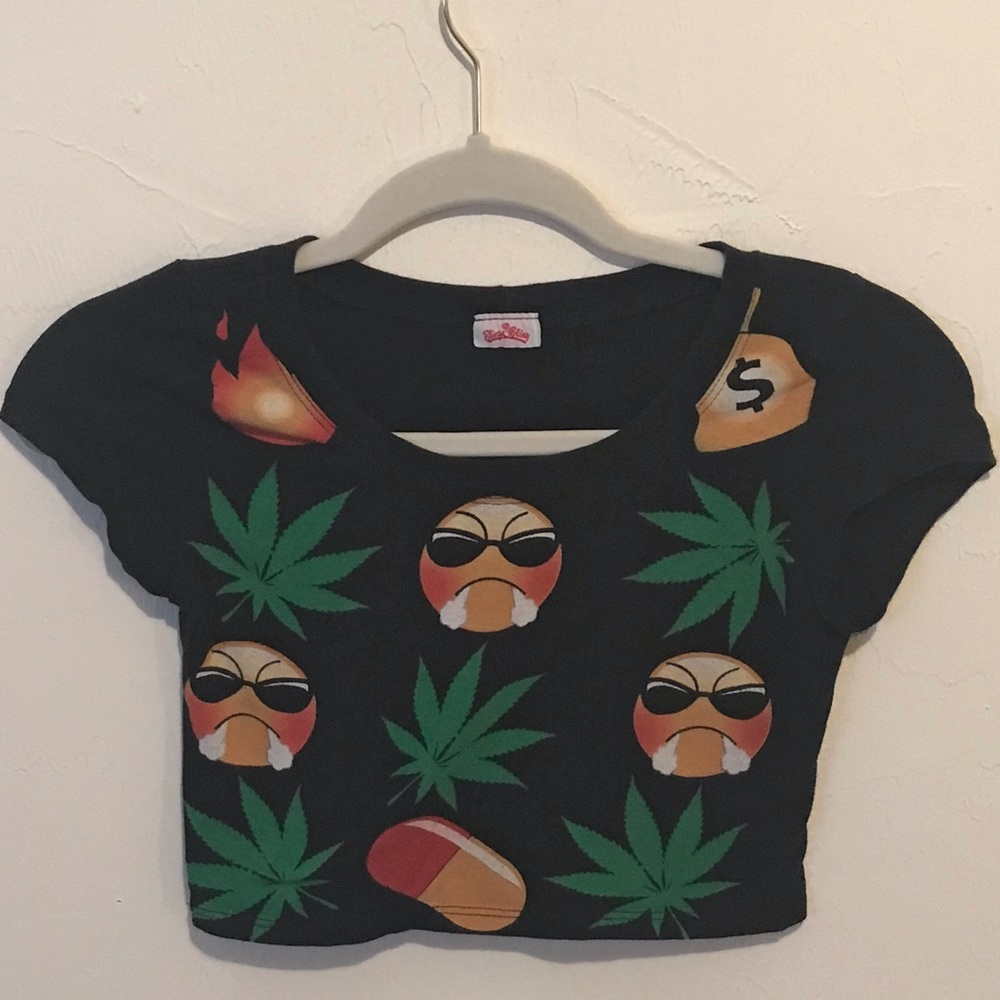 Black crop top